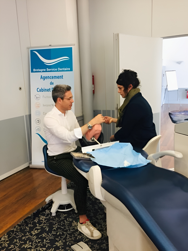 Bretagne Service Dentaire Materiel Dentaire Rennes Participez A Des Ateliers Pratiques Bretagne Service Dentaire Materiel Dentaire Rennes Participez A Des Ateliers Pratiques